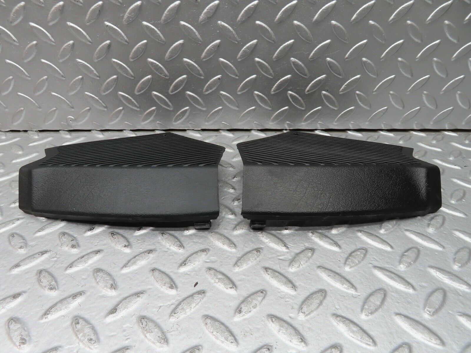 21217 Mercedes-Benz W123 230E Dashboard Speaker Covers 1236802707