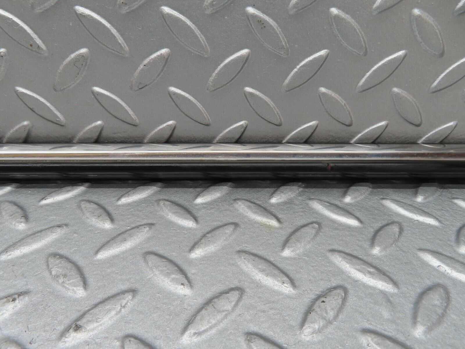 12590 Mercedes-Benz W108 280SE 3.5 Centre Door Chrome Trim Rear Right