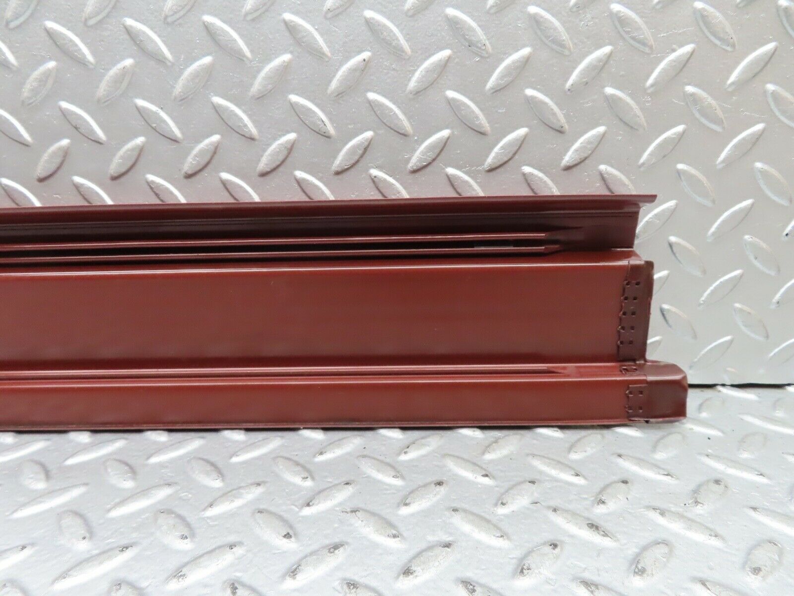 21477 Mercedes-Benz W126 300SE Rear Right Door Sill Cover Burgundy Red