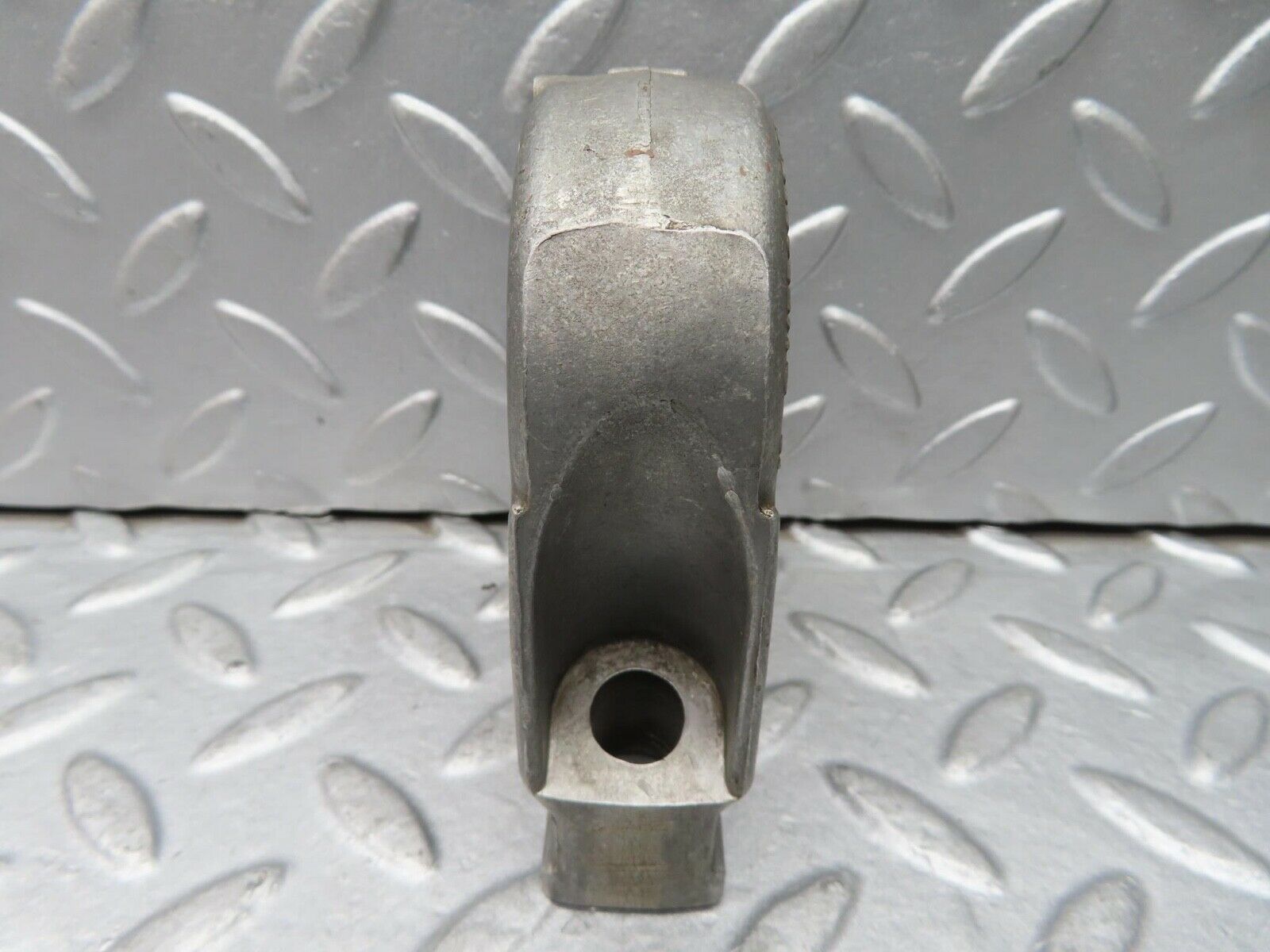 16718 Mercedes-Benz C107 380SLC Camshaft Tower Bearing 1160514612