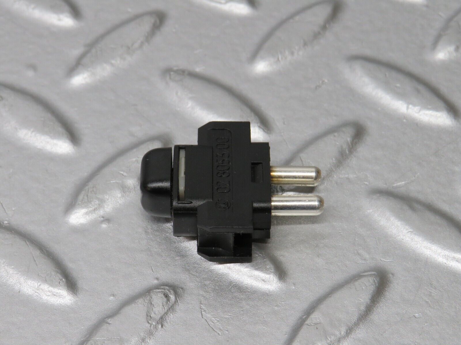 38958 Mercedes-Benz W201 190E 2.6L Child Lock Control Switch 1248204910