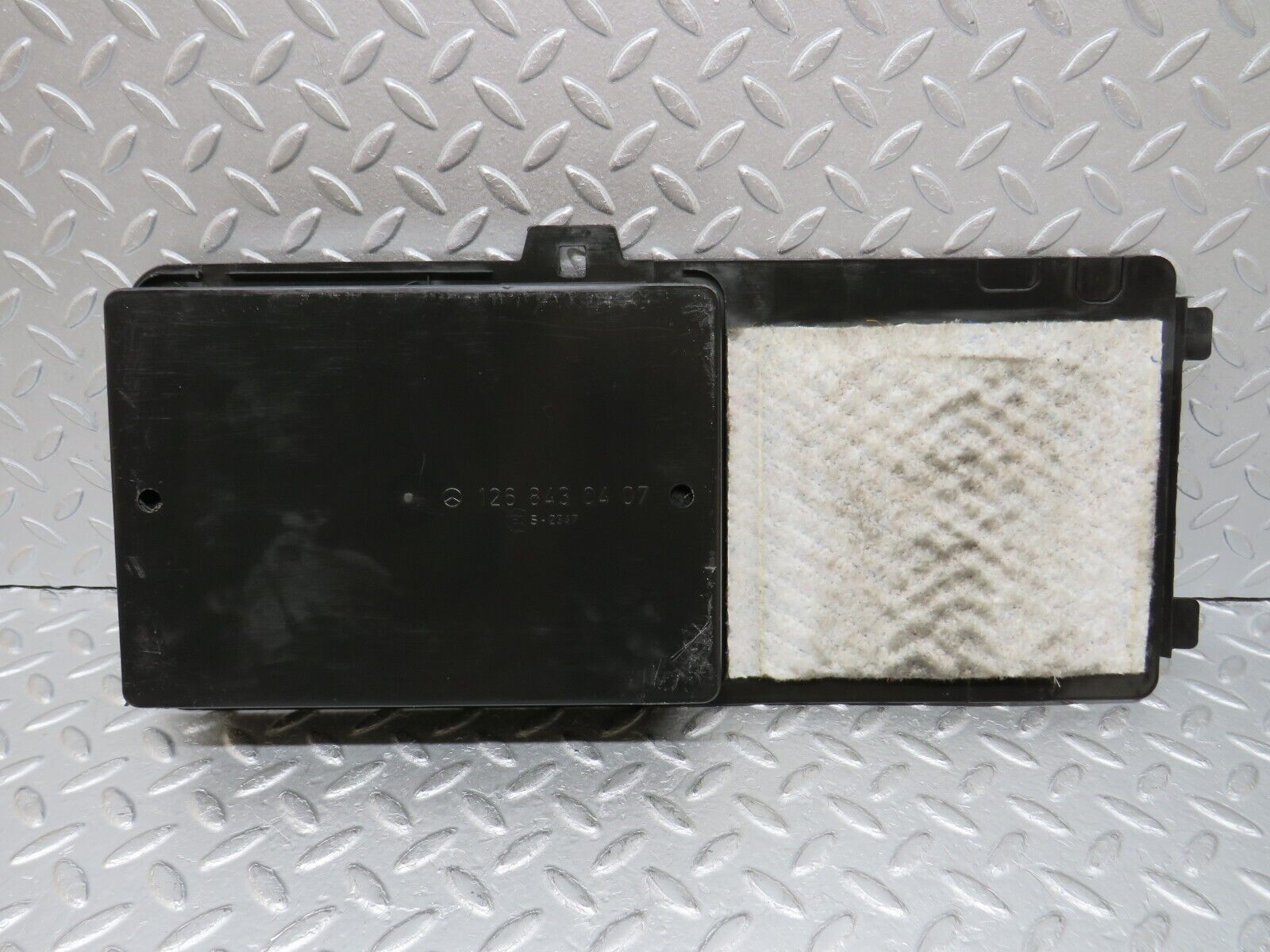 35994 Mercedes-Benz W126 420SE Rear Right Parcel Shelf Storage 1268430407