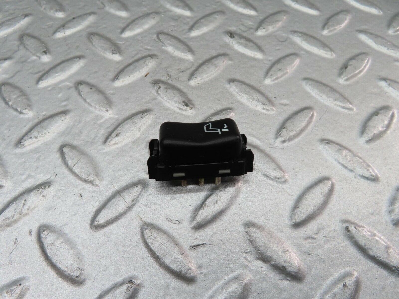 15038 Mercedes-Benz W140 S320 Head Rest Control Switch 1408205210