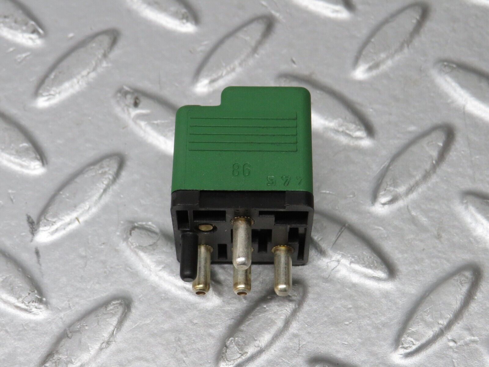 39699 Mercedes-Benz R129 320SL Coupe Overload Relay 0015429619