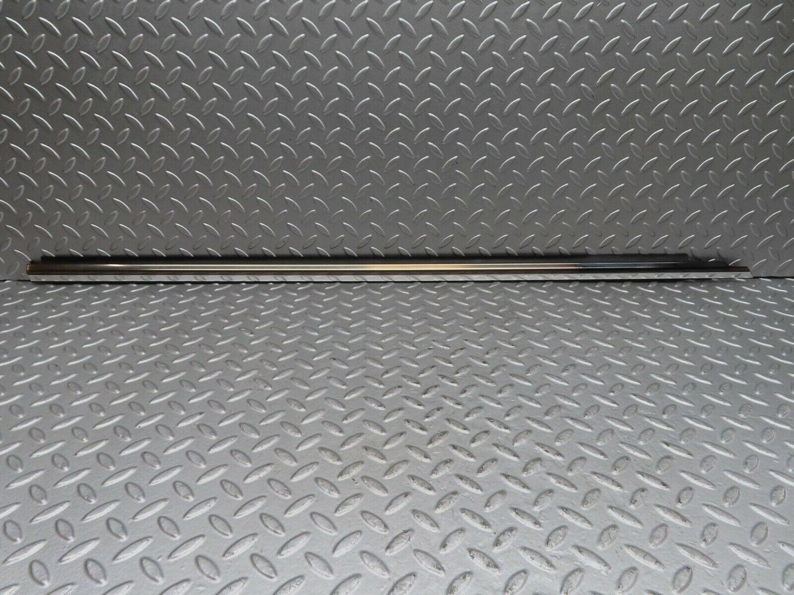 15192 Mercedes-Benz W140 S320 Front Right Door Chrome Moulding Trim