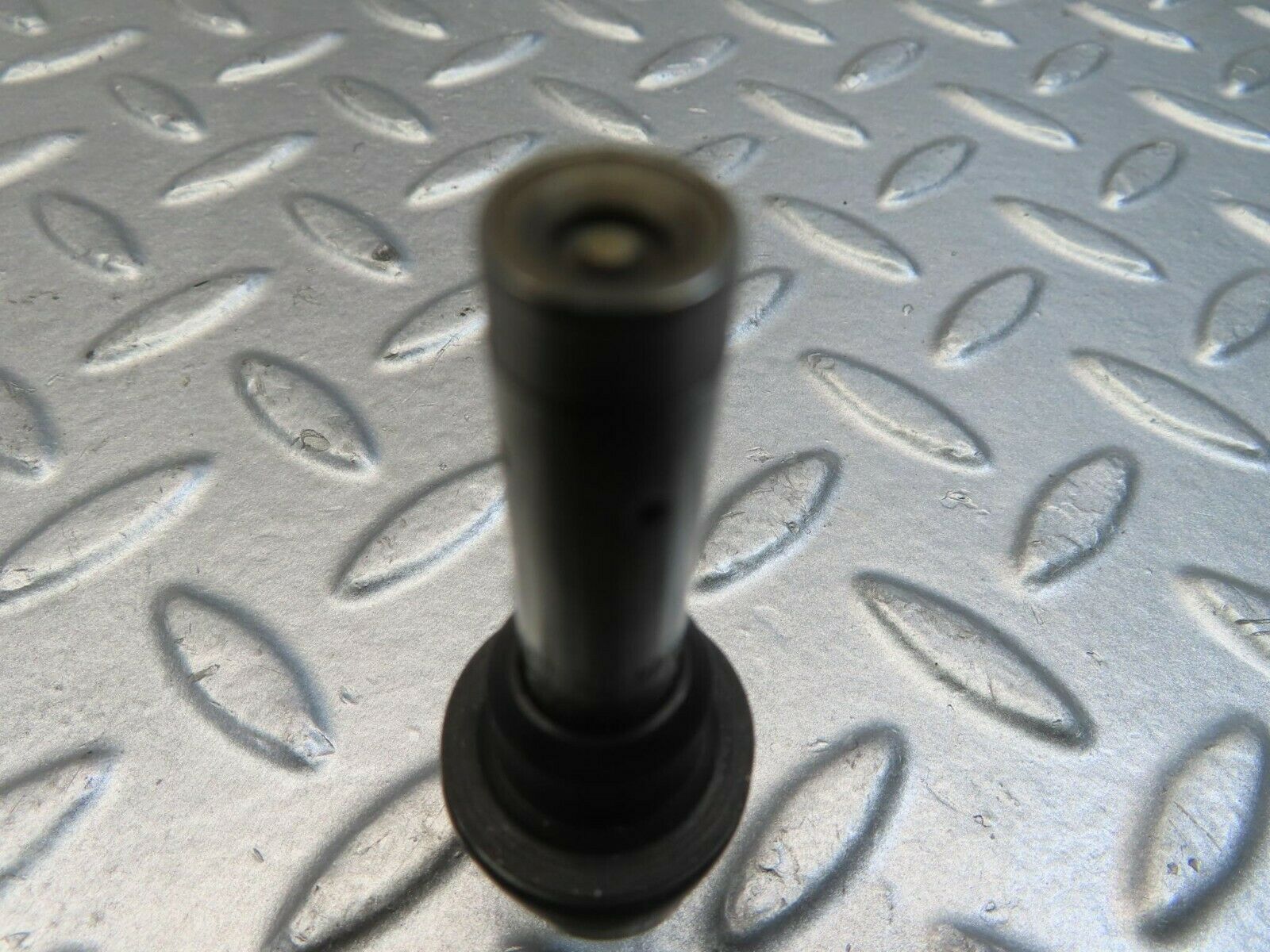 11477 Mercedes-Benz C123 230CE Coupe Fuel Injector Bosch 0437502010