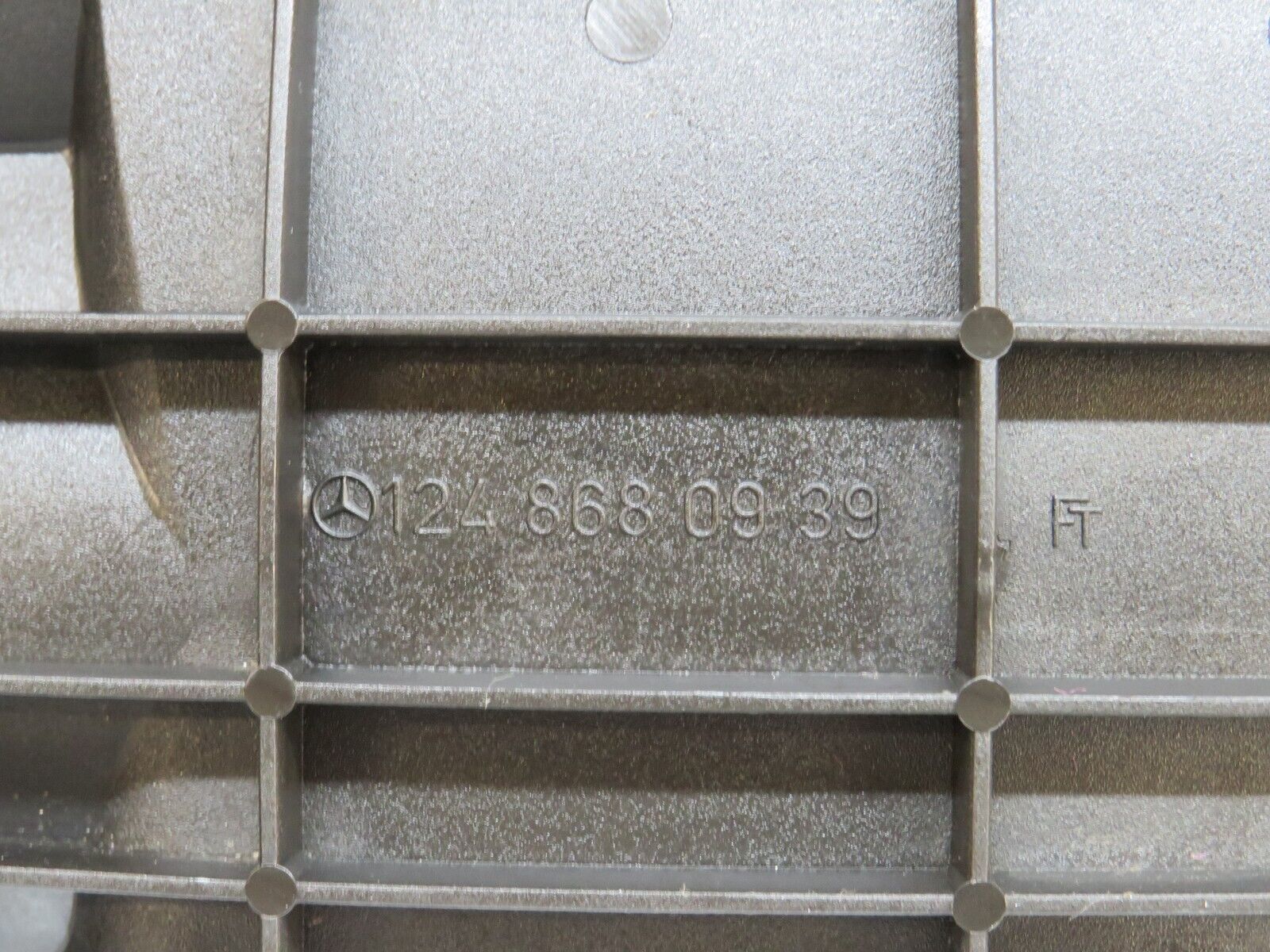 29585 Mercedes-Benz W124 230E Rear Seat Buckle Holder Cover 1248680939