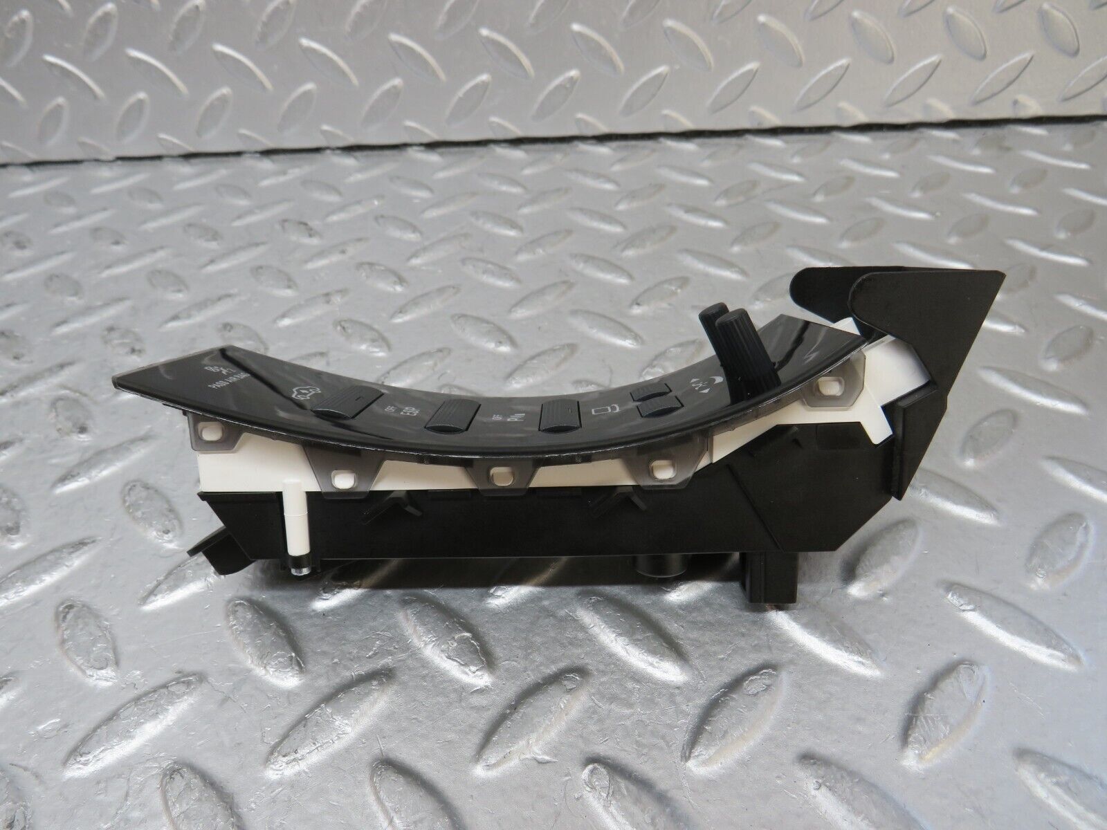 35142 Mercedes-Benz W221 Dashboard Control Switch Unit Panel 2218202910