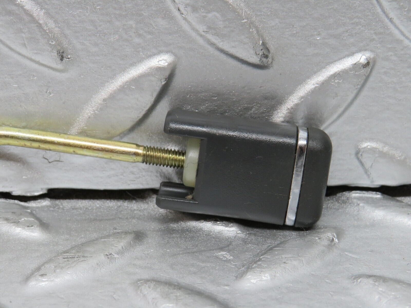 32283 Mercedes-Benz W220 S430 Front Left Door Lock Knob Handle