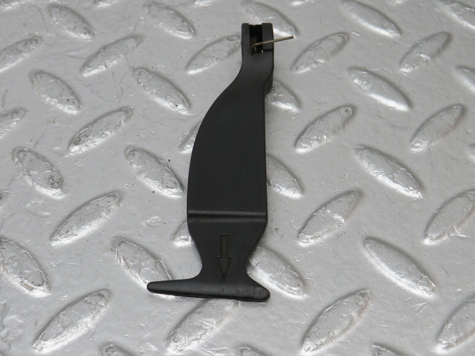 34751 Mercedes-Benz W210 320E Bonnet Release Pull Handle 2108870827