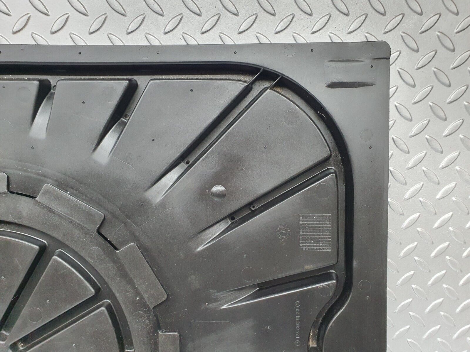 41480 Mercedes-Benz W124 200E Spare Wheel Cover 1246933133