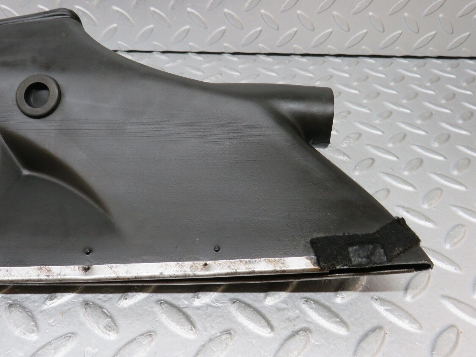 35820 Mercedes-Benz W108 Dashboard Air Vent Duct Left