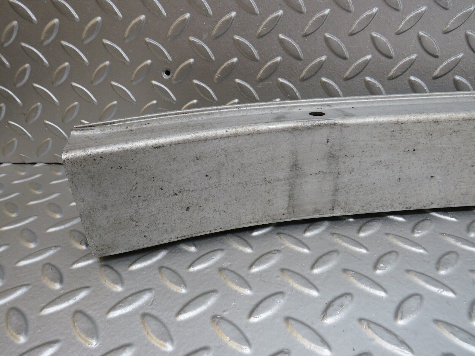 35254 Mercedes-Benz W221 Rear Bumper Reinforcement Crash Bar 2216100020