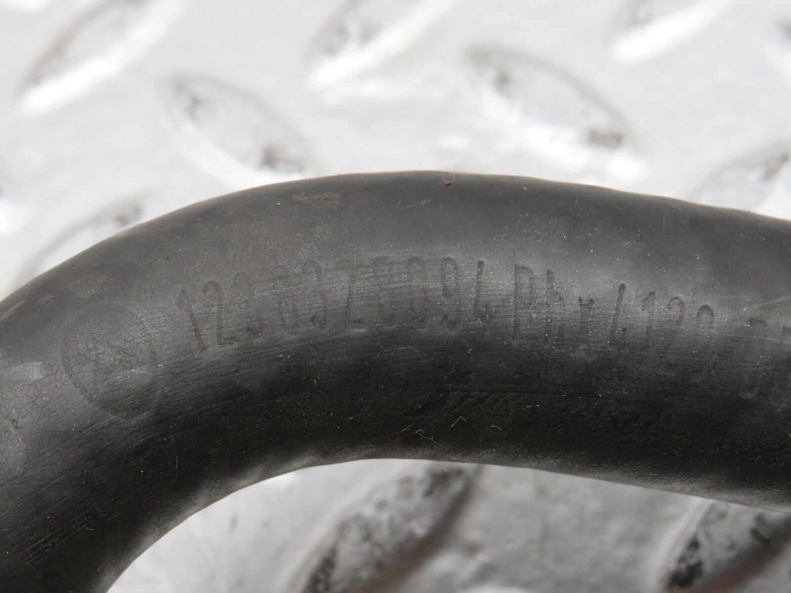 28517 Mercedes-Benz S123 240D Wagon Cooling Heater Hose Pipe 1238328094