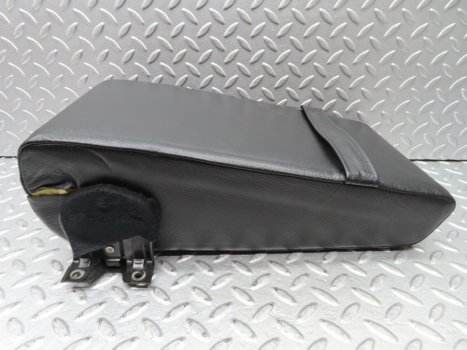 19413 Mercedes-Benz C140 CL420 Coupe Rear Folding Arm Rest Black Leather