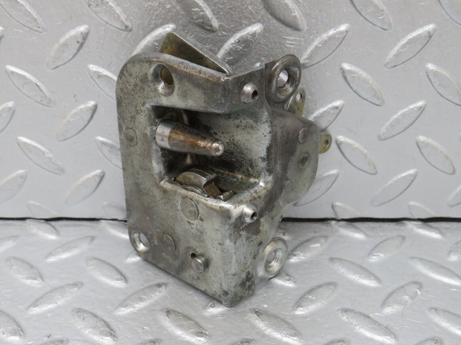 35737 Mercedes-Benz W108 Rear Left Door Lock Mechanism