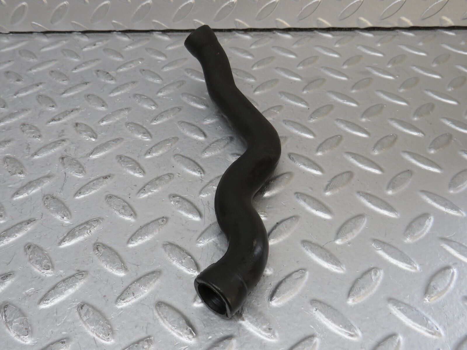 35001 Mercedes-Benz W210 320E Engine Crankcase Breather Hose Pipe 1120180482