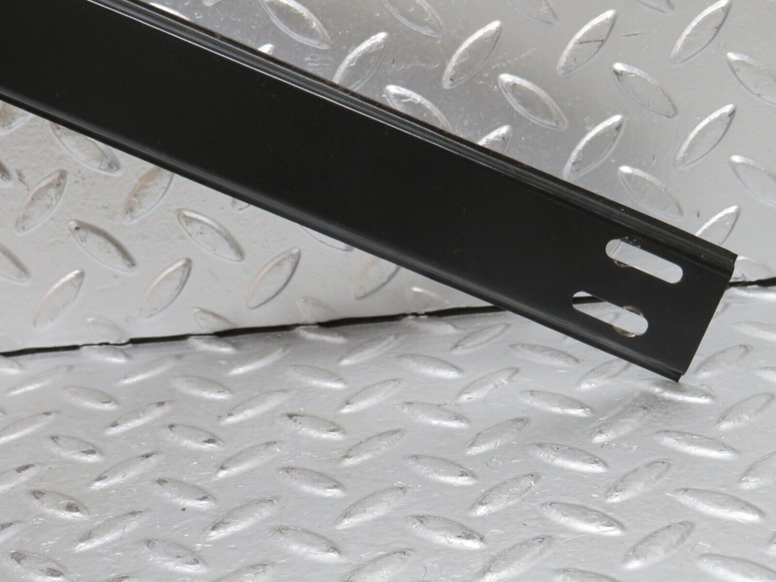 28080 Mercedes-Benz W123 280E Power Sunroof Mechanism