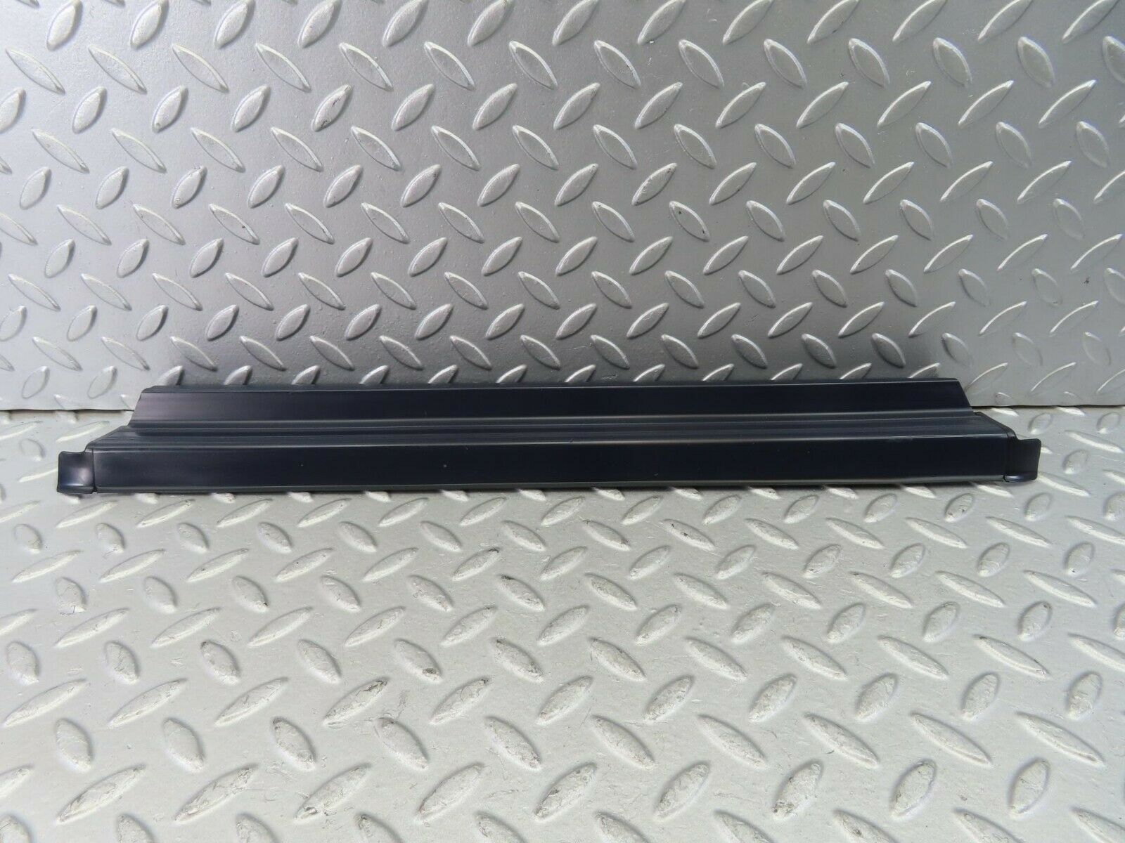10347 Mercedes-Benz W201 190E Rear Right Door Sill Blue