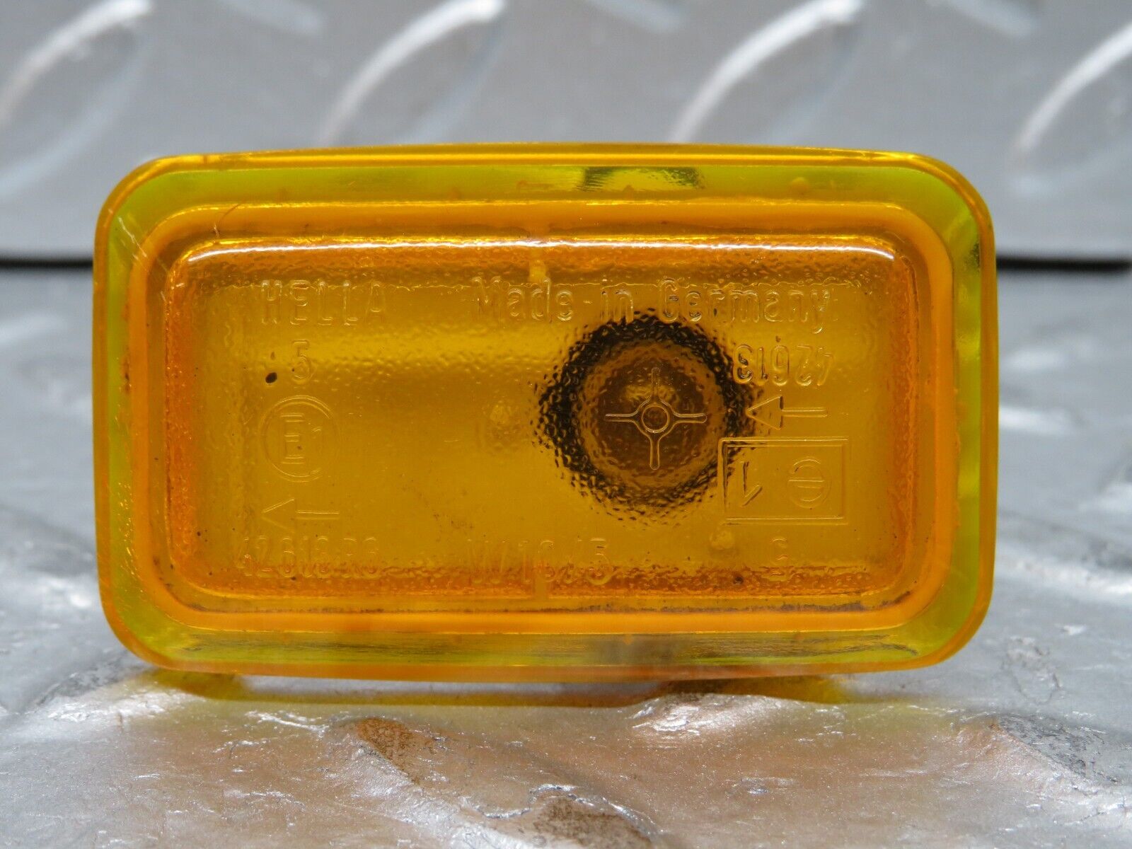 29978 Porsche 924 Wing Indicator Hella 161949117