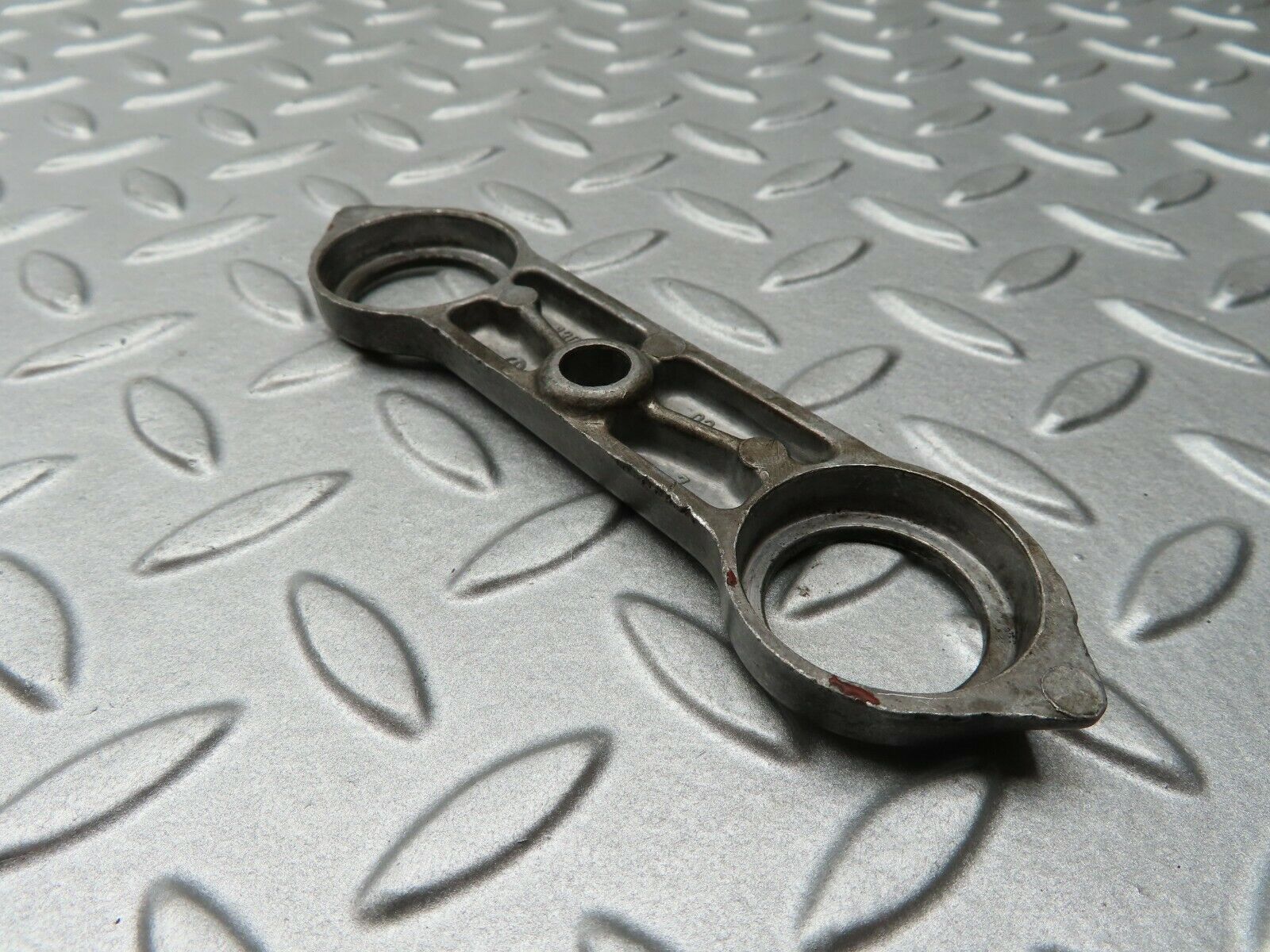 4742 Mercedes-Benz W114 280CE Coupe Fuel Injector Bracket 1300780341