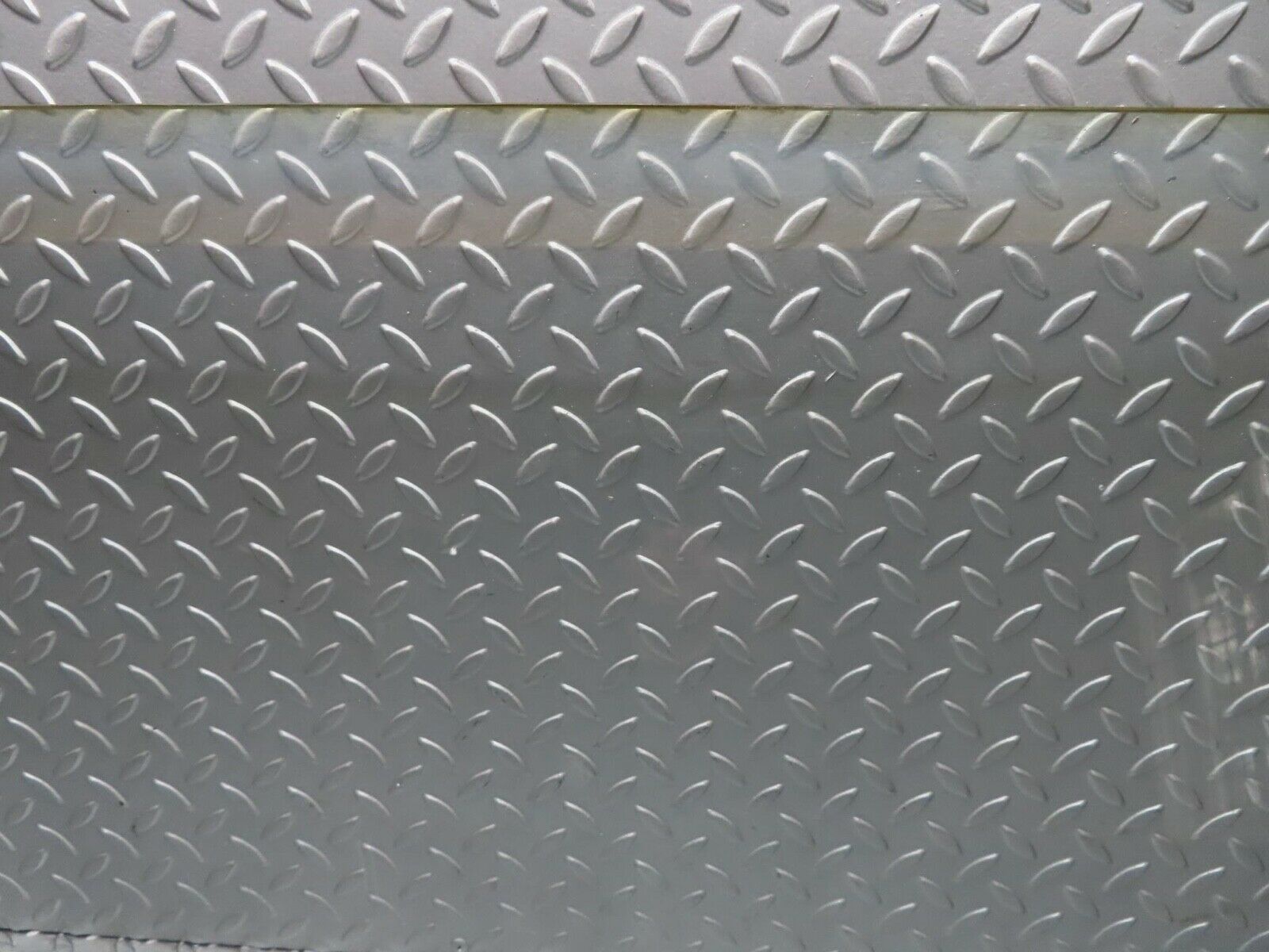 12747 Mercedes-Benz W111 220SE Front Windscreen Glass