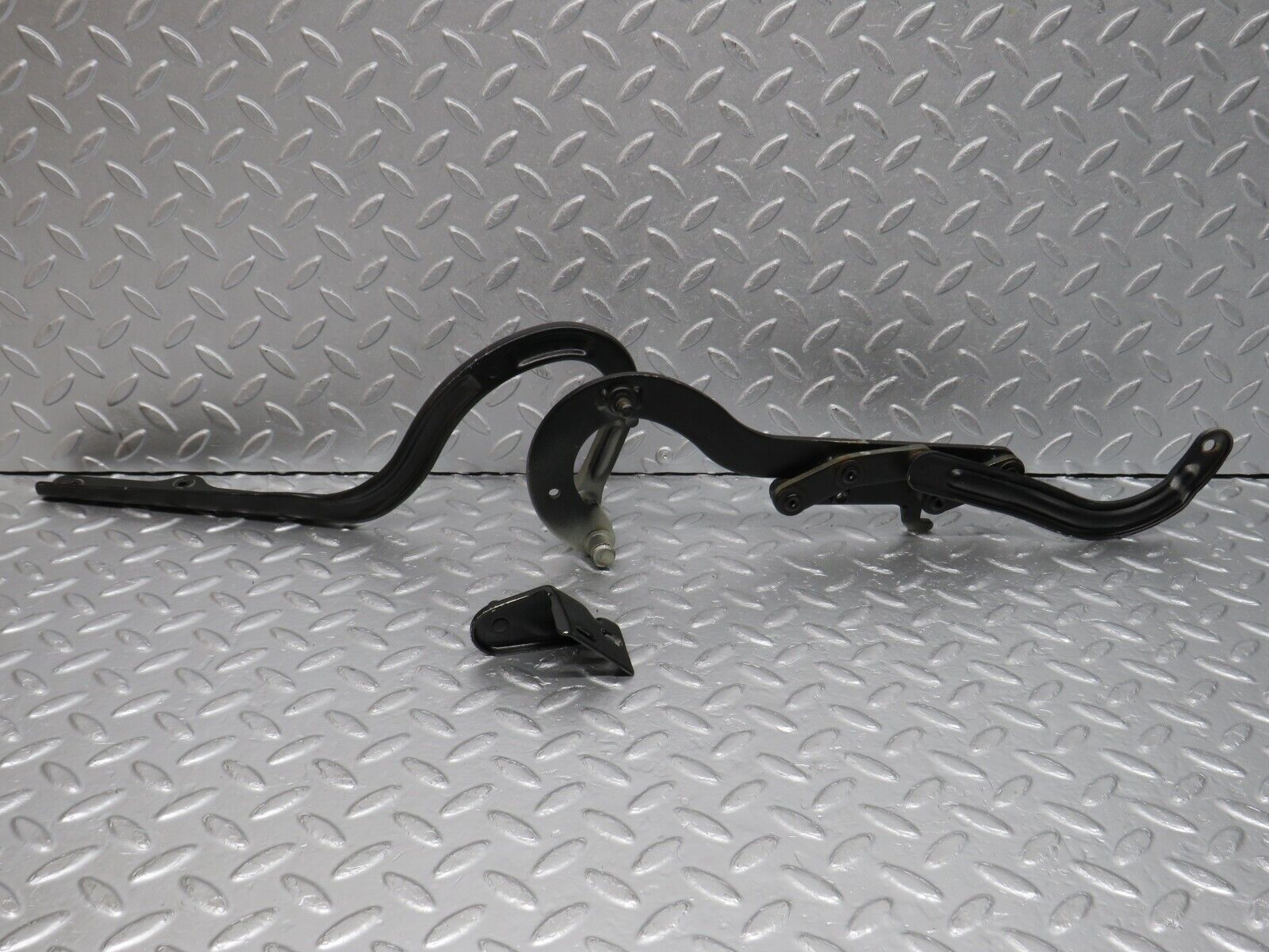 39795 Mercedes-Benz R129 320SL Coupe Trunk Boot Soft Top Hinge Left Side