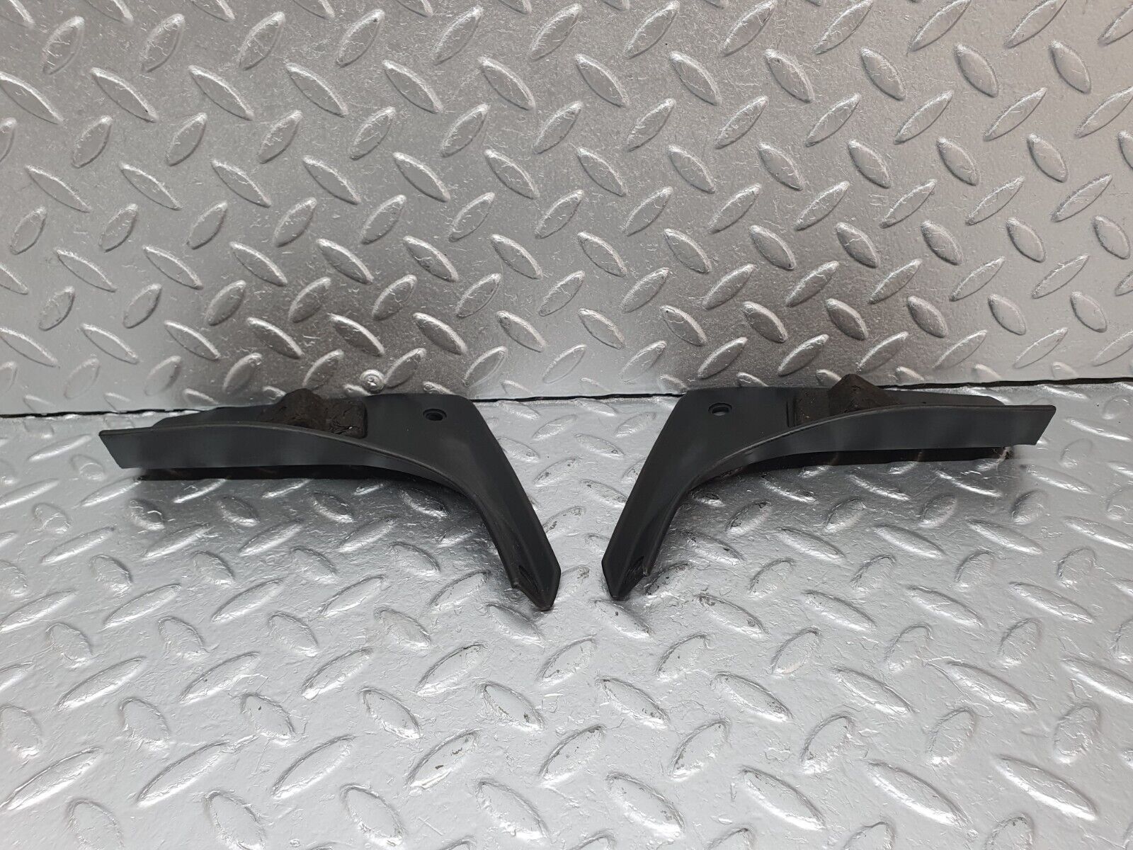 41553 Mercedes-Benz W124 200E Trunk Cover Panel 1246930333 1246930433