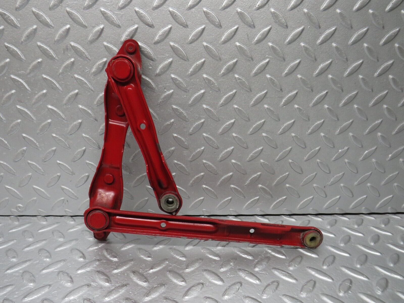 38770 Mercedes-Benz W201 190E 2.6L Bonnet Hinge Right Side