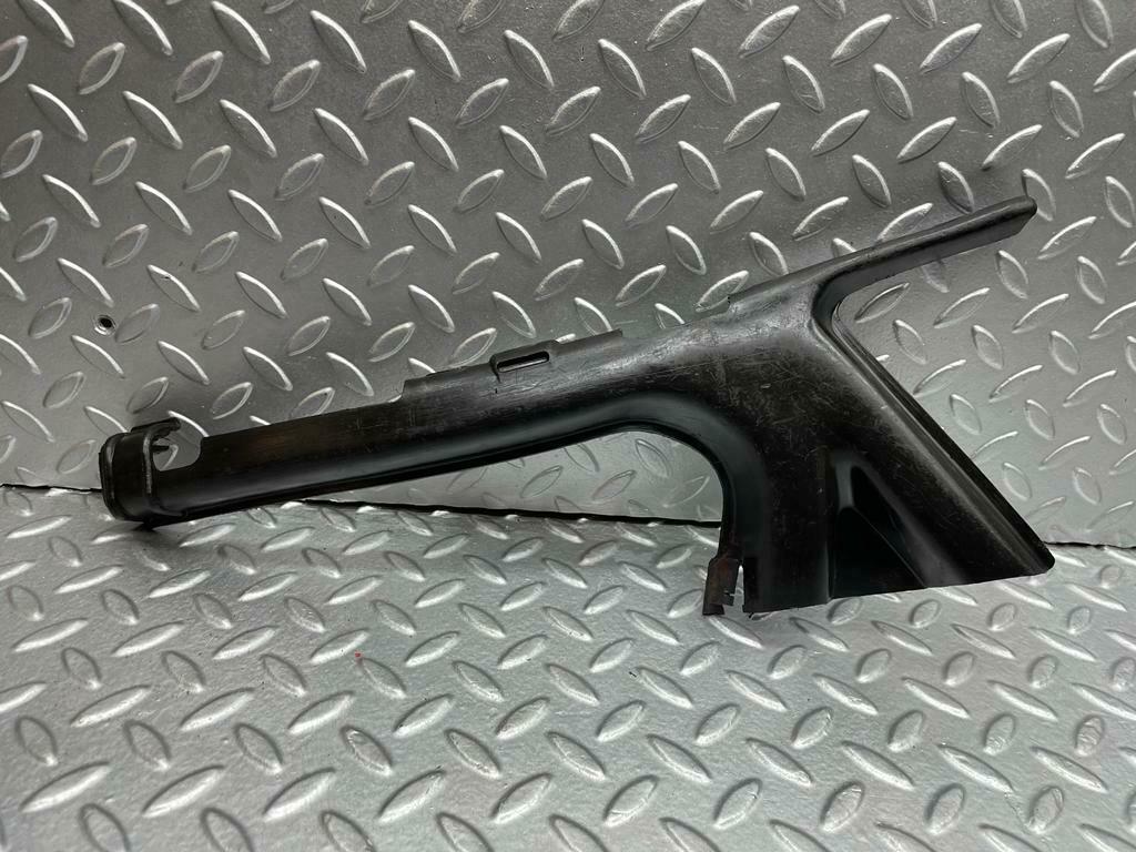 0190 Mercedes-Benz W116 350SE Tail Light Trim Cable Cover 1168200412