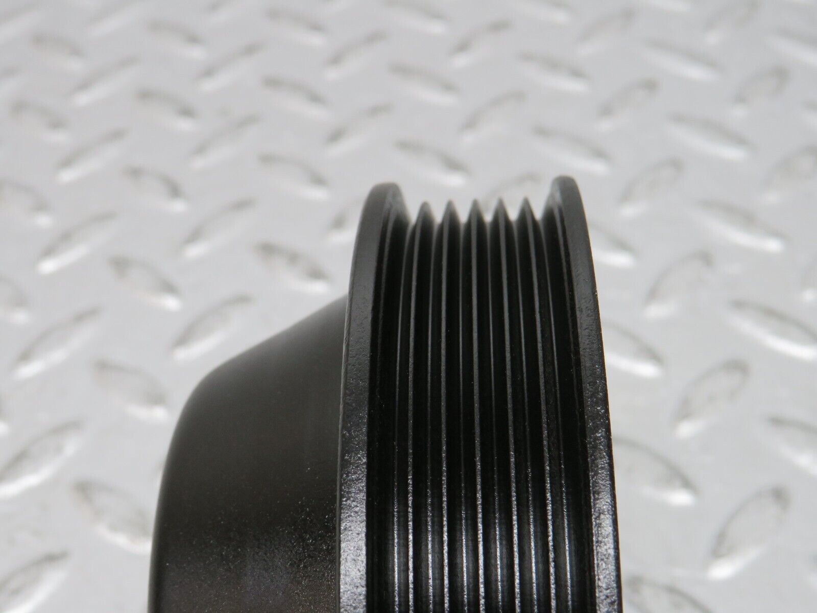 32656 Mercedes-Benz S124 300TE Wagon Water Pump Pulley 1264600379