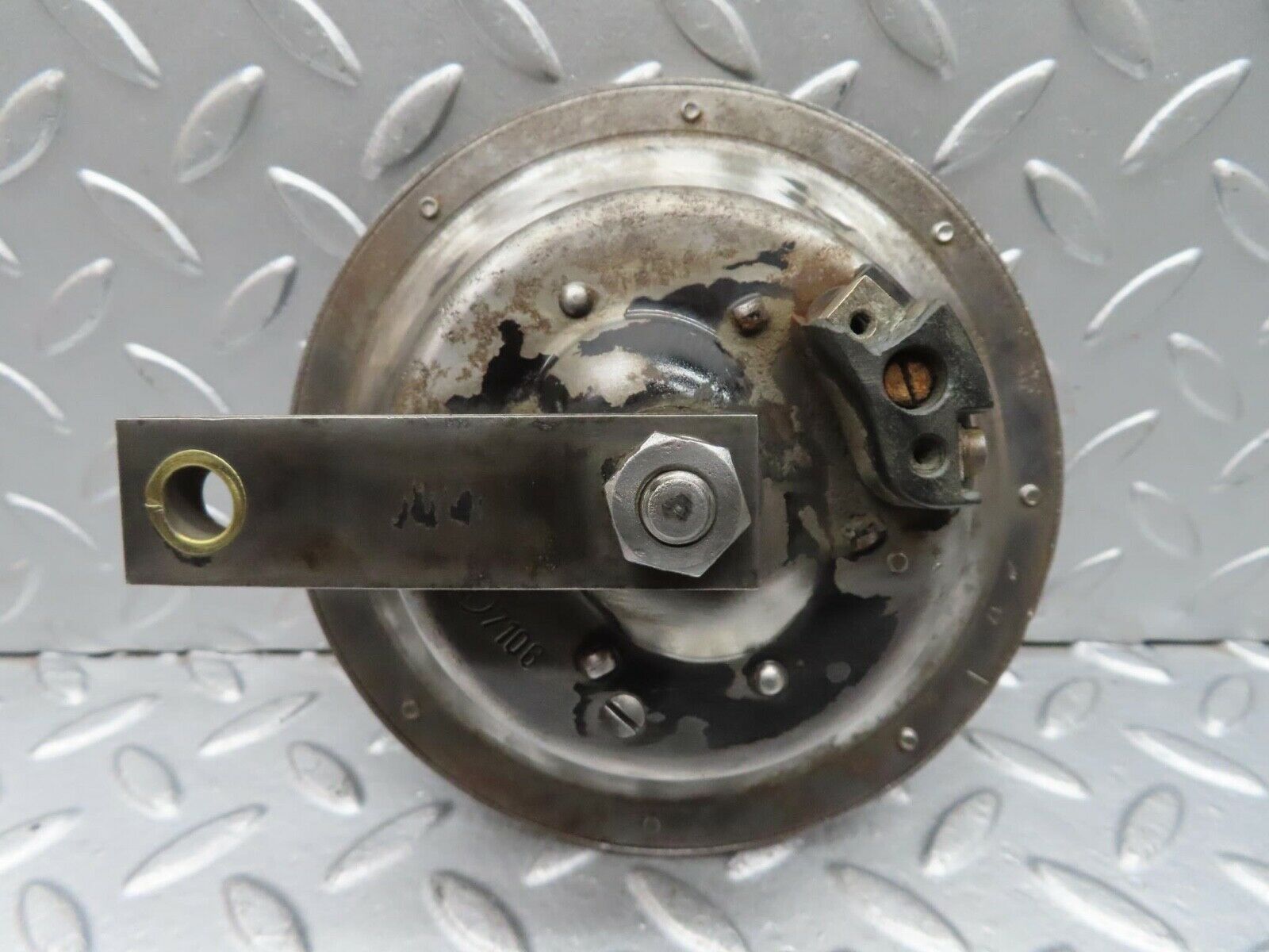 13143 Mercedes-Benz W111 220S Horn Bosch HO/FSA 12/9