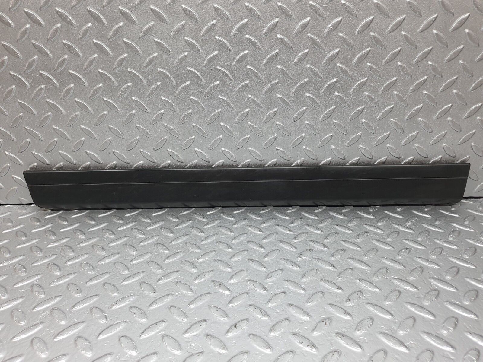 41421 Mercedes-Benz W124 200E Rear Right Door Lower Moulding Trim