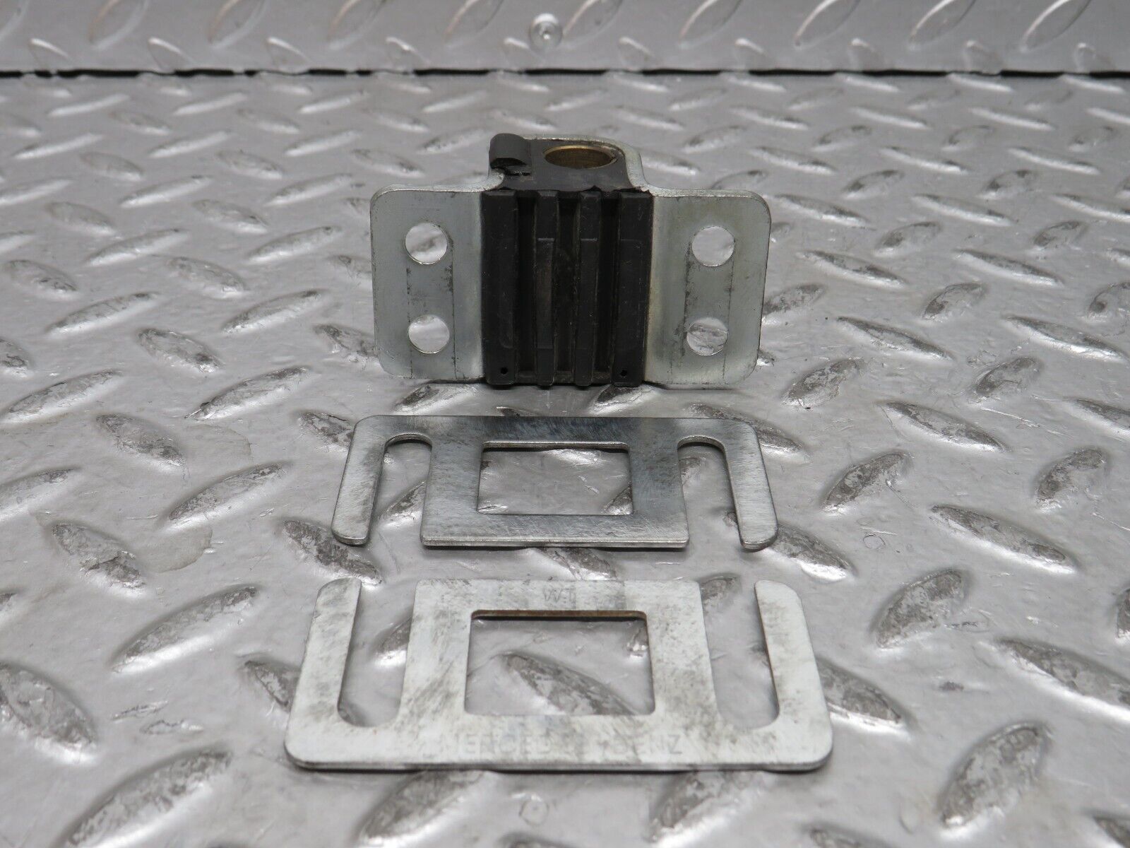 28307 Mercedes-Benz S123 240D Wagon Door Lock Latch Left