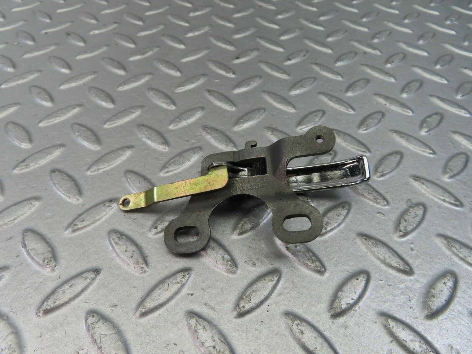 8985 Mercedes-Benz W115 Right Interior Door Handle Chrome