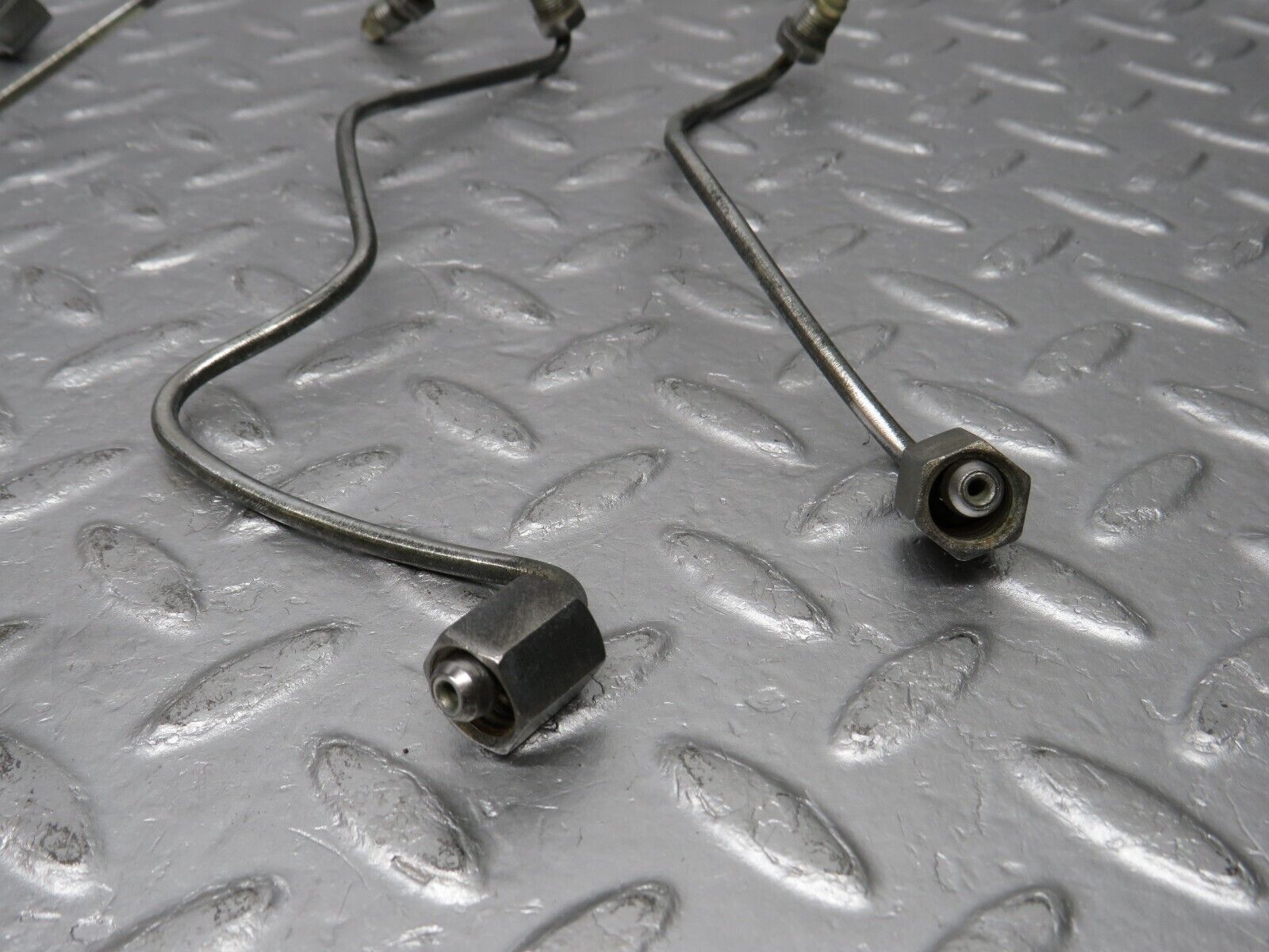 38877 Mercedes-Benz W201 190E 2.6L Fuel Line Pipe Set