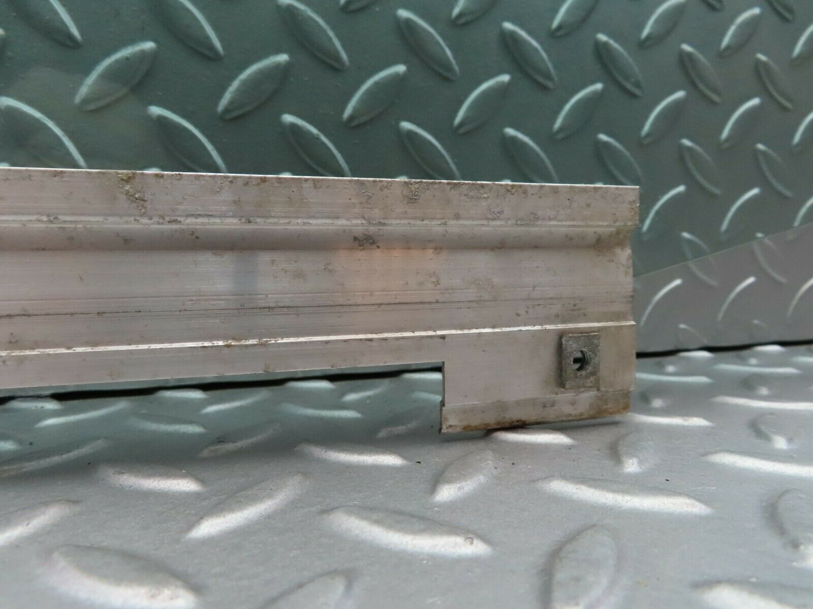 6313 Mercedes-Benz W126 380SE Front Right Door Window Glass