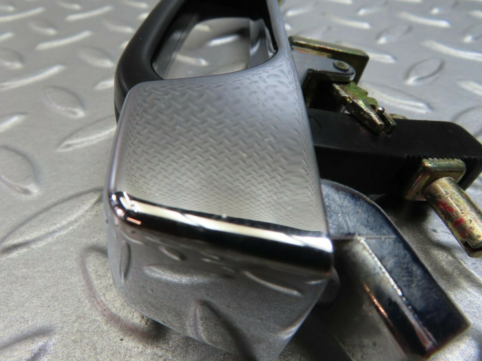 8240 Mercedes-Benz W123 Exterior Chrome Door Handle Rear Right 1237600359