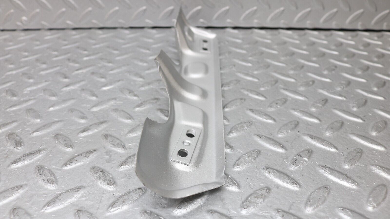 37237 Mercedes-Benz C126 420SEC Coupe Exhaust Manifold Heat Shield