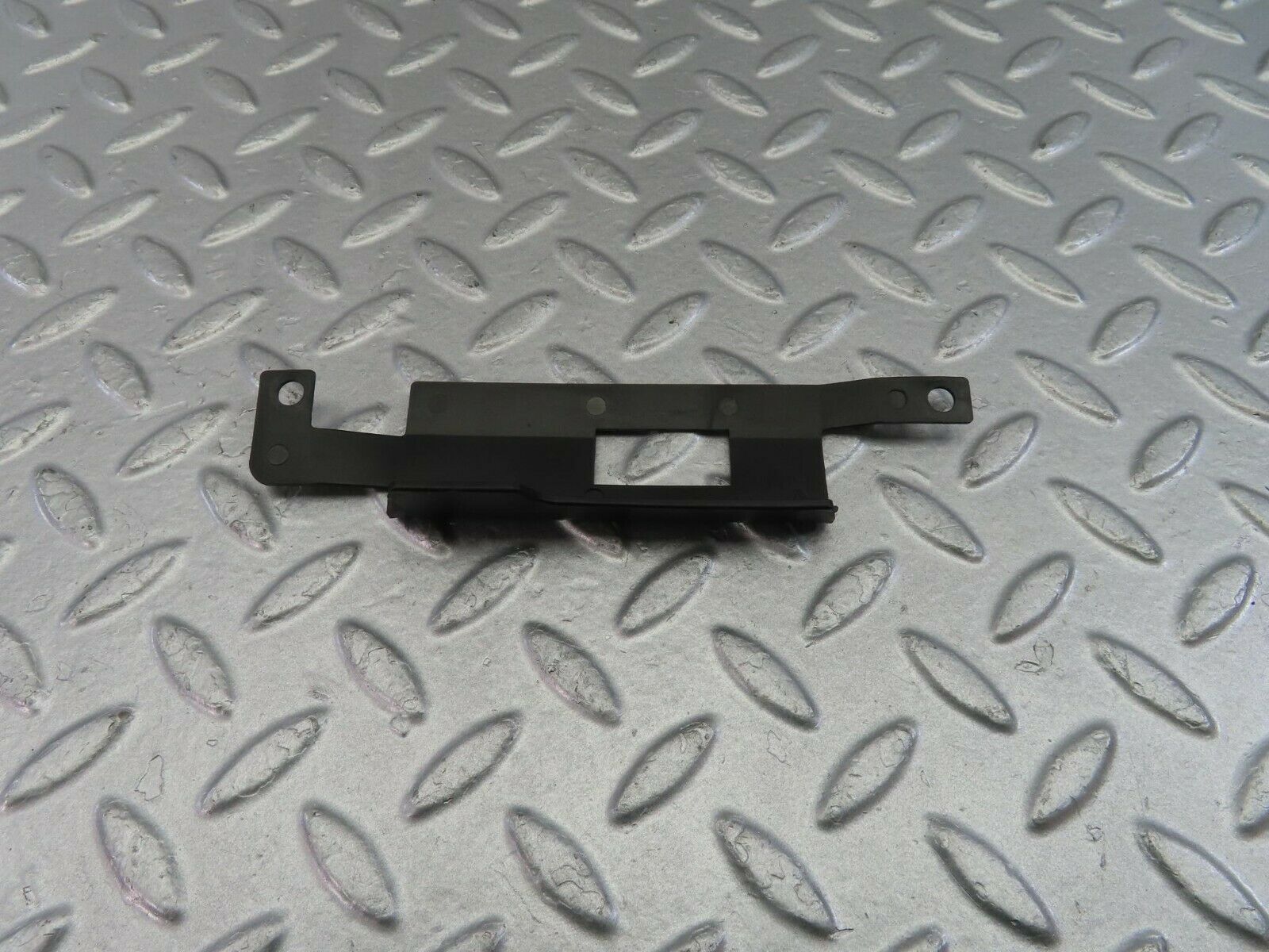 10033 Mercedes-Benz C123 230CE Coupe Heater Control Holder 1238330510