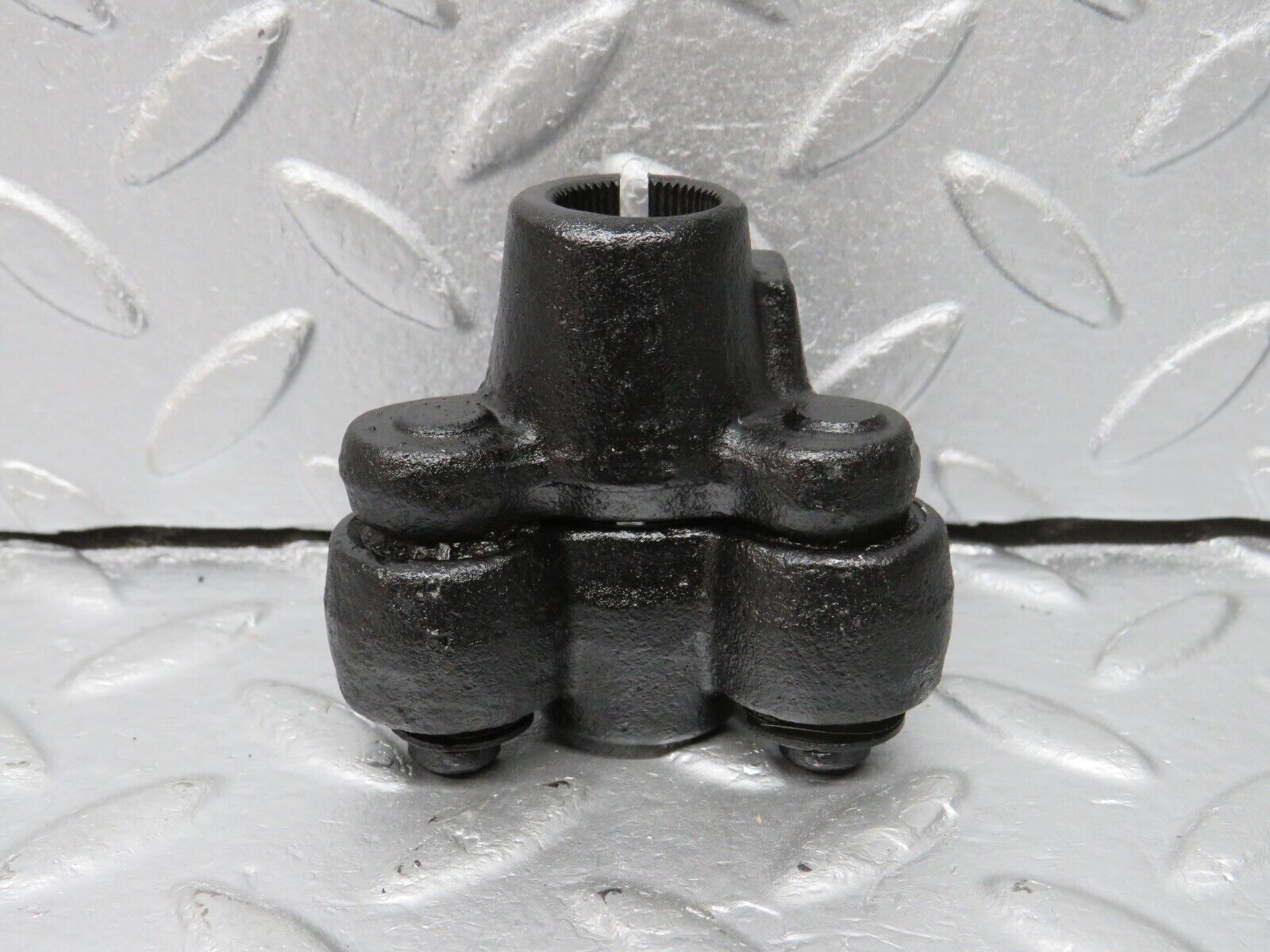 40419 Mercedes-Benz W110 230 Steering Column Lower Shaft Connector