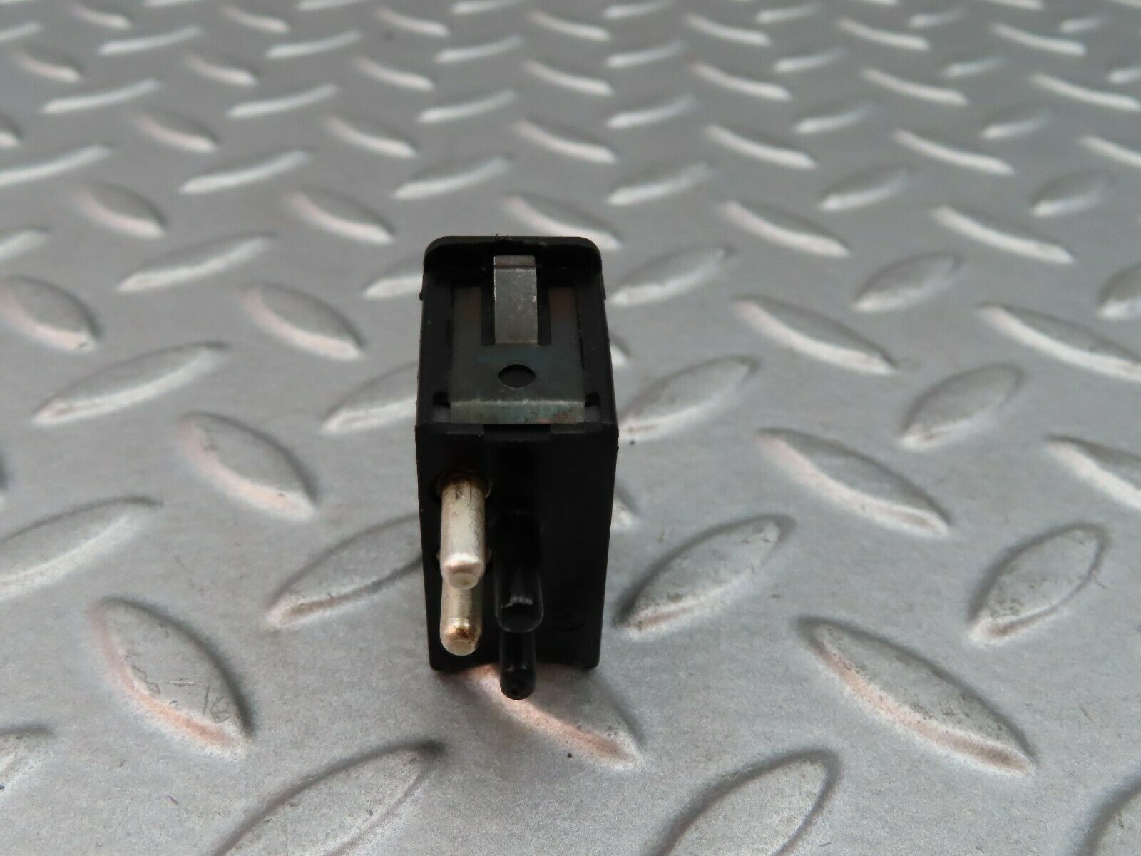 5798 Mercedes-Benz W123 200 Interior Light Switch 0008205910