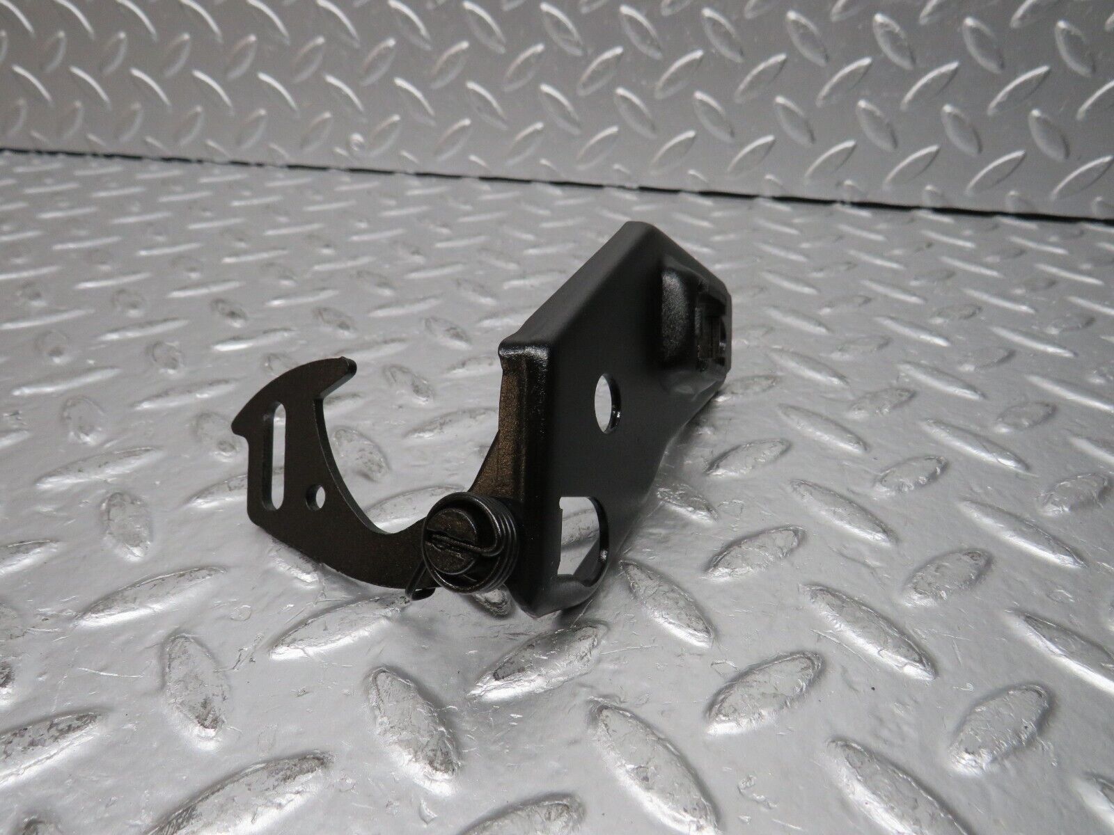 30549 Mercedes-Benz W124 230E Bonnet Release Latch