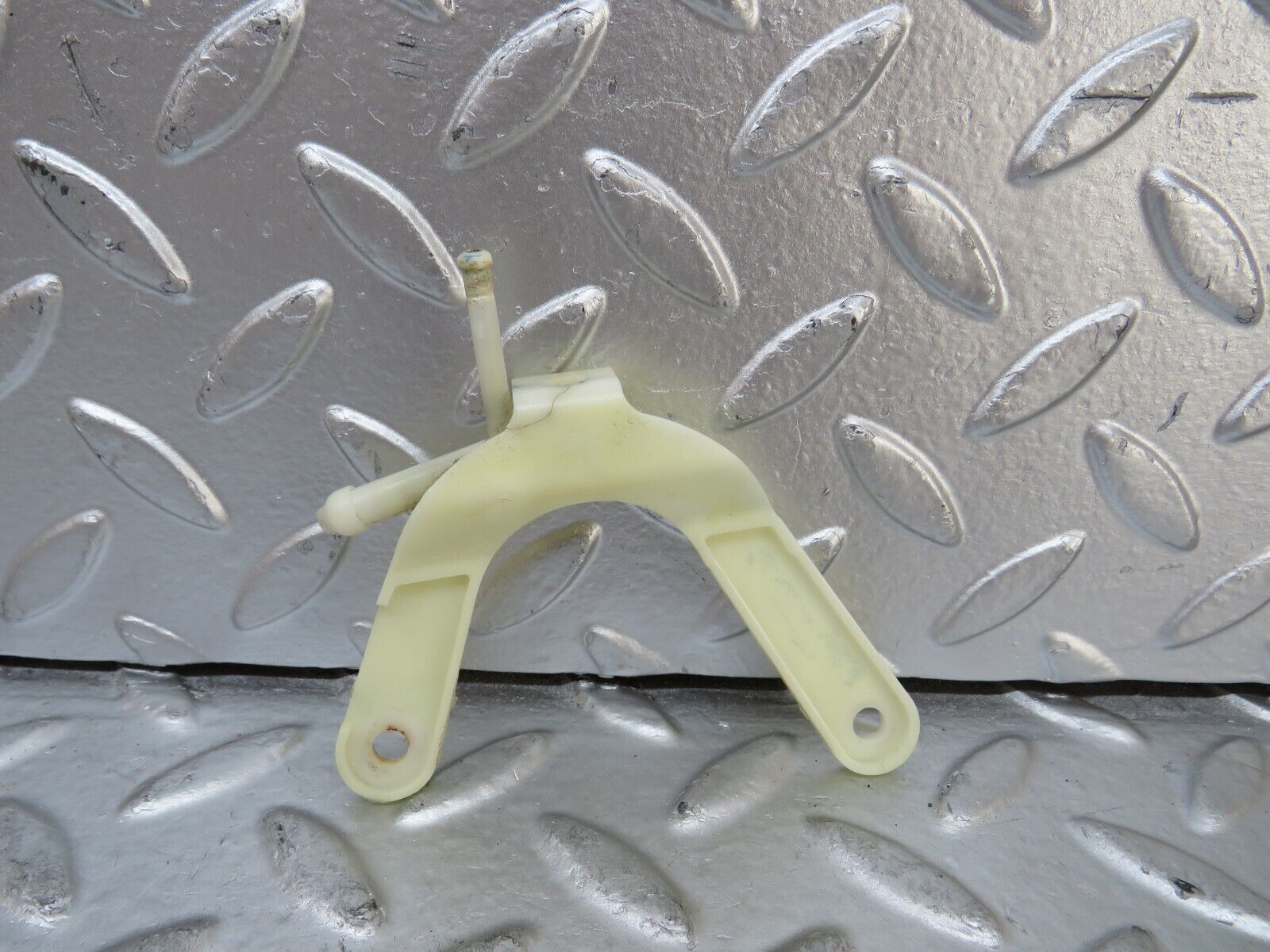 26373 Mercedes-Benz R129 Front Right Headlight Wiper Bracket 1298240614