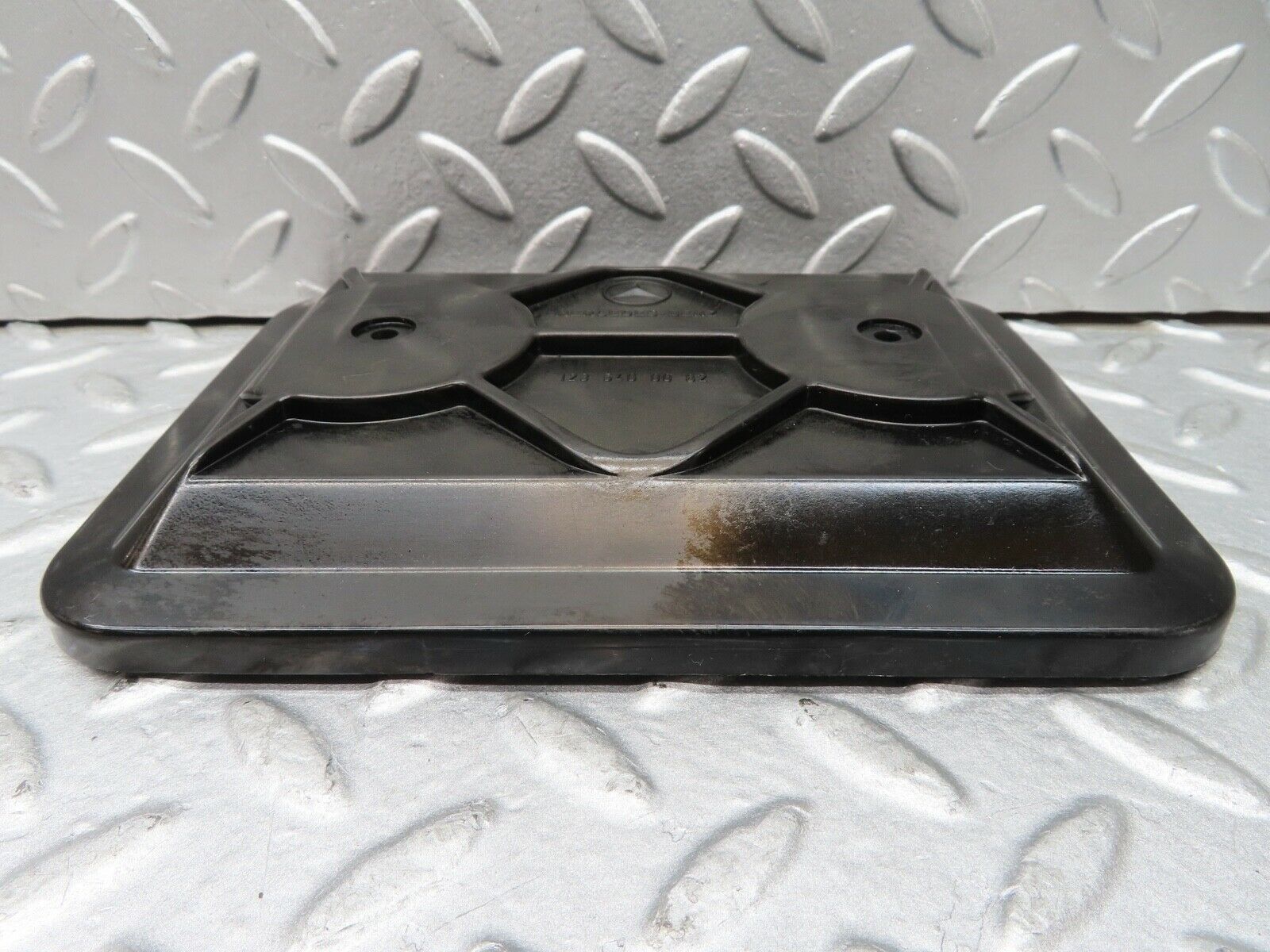 16896 Mercedes-Benz C123 280CE Coupe Fuse Box Cover Lid 1235400082