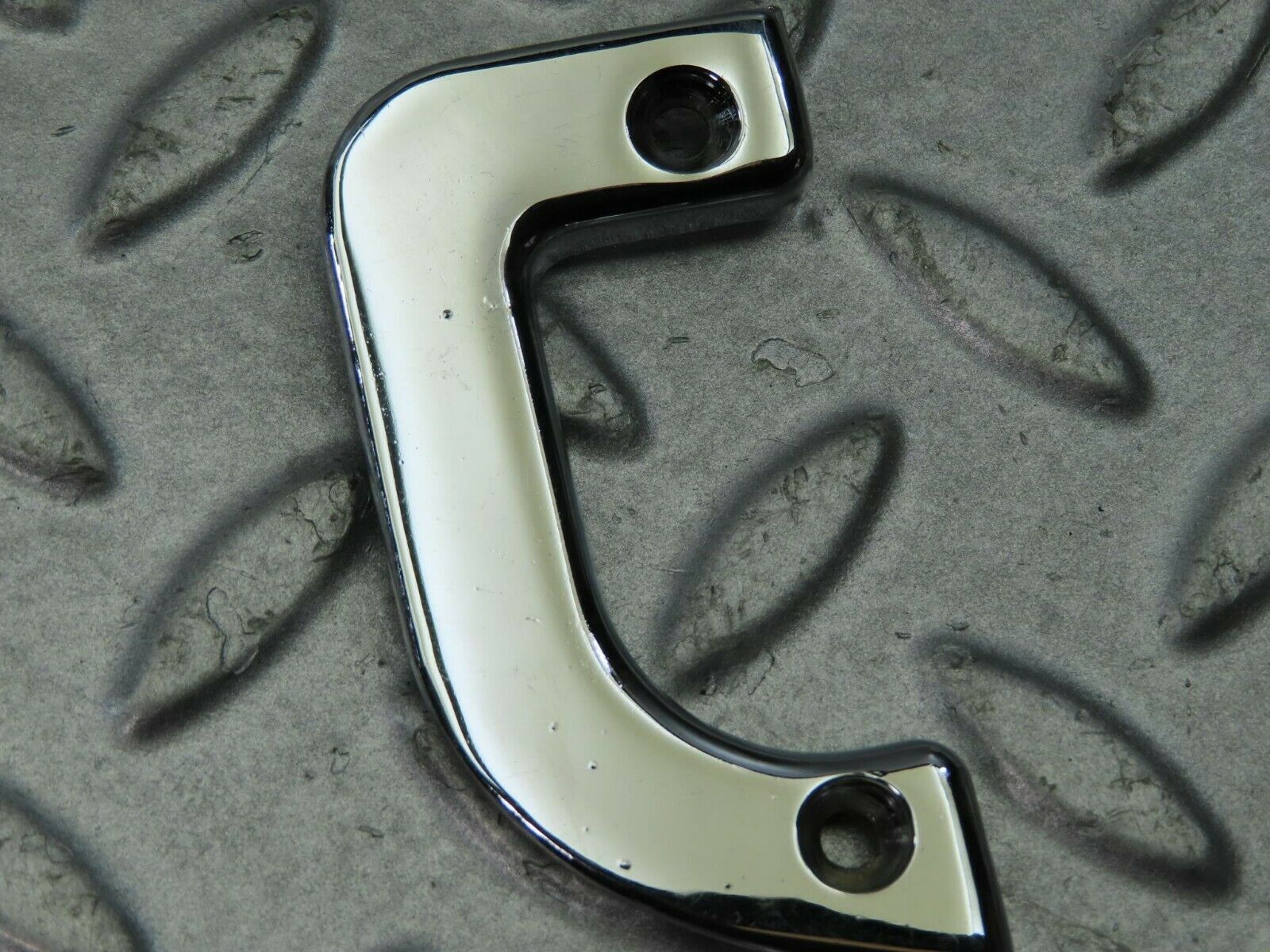 9071 Mercedes-Benz W115 Left Interior Chrome Door Latch Trim