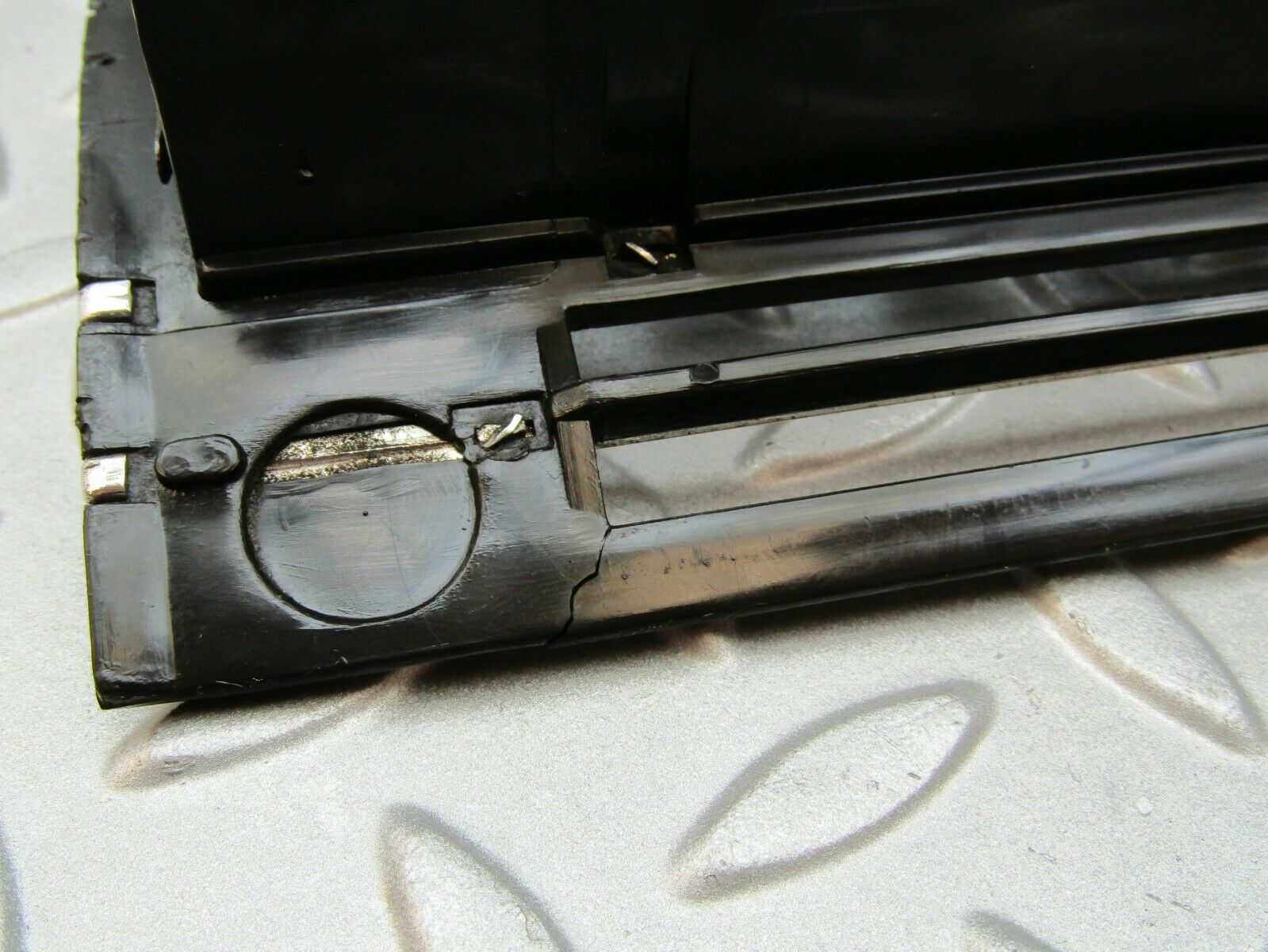 3278 Mercedes-Benz W115 220D Dashboard Centre Air Vent 1158300003