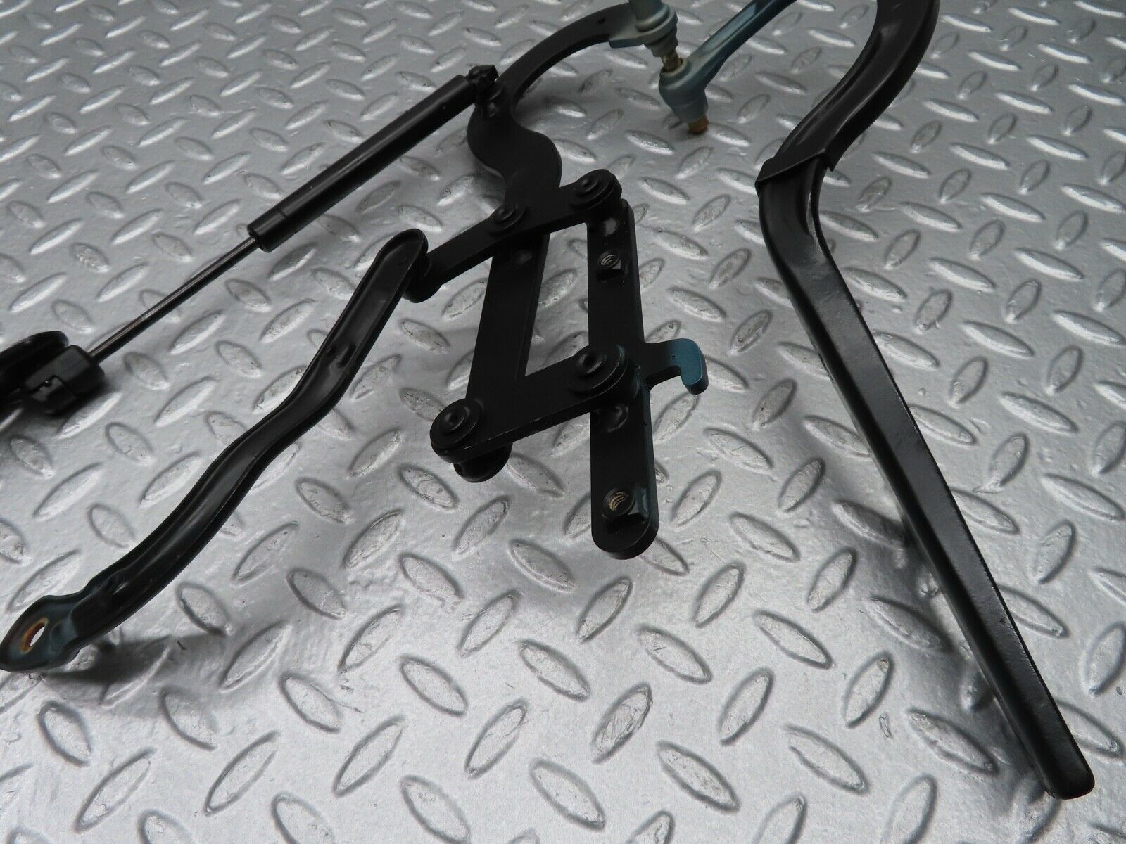 19989 Mercedes-Benz R129 300SL Coupe Trunk Boot Soft Top Hinge & Gas Strut Right Side