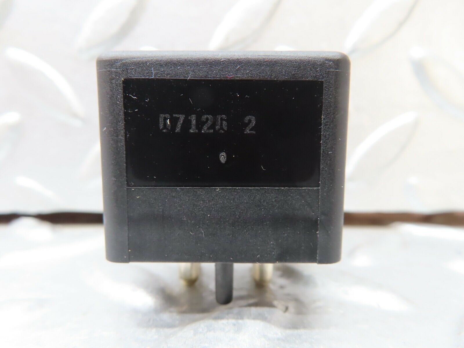 19716 Mercedes-Benz C140 CL420 Coupe ABS Relay 0015426519