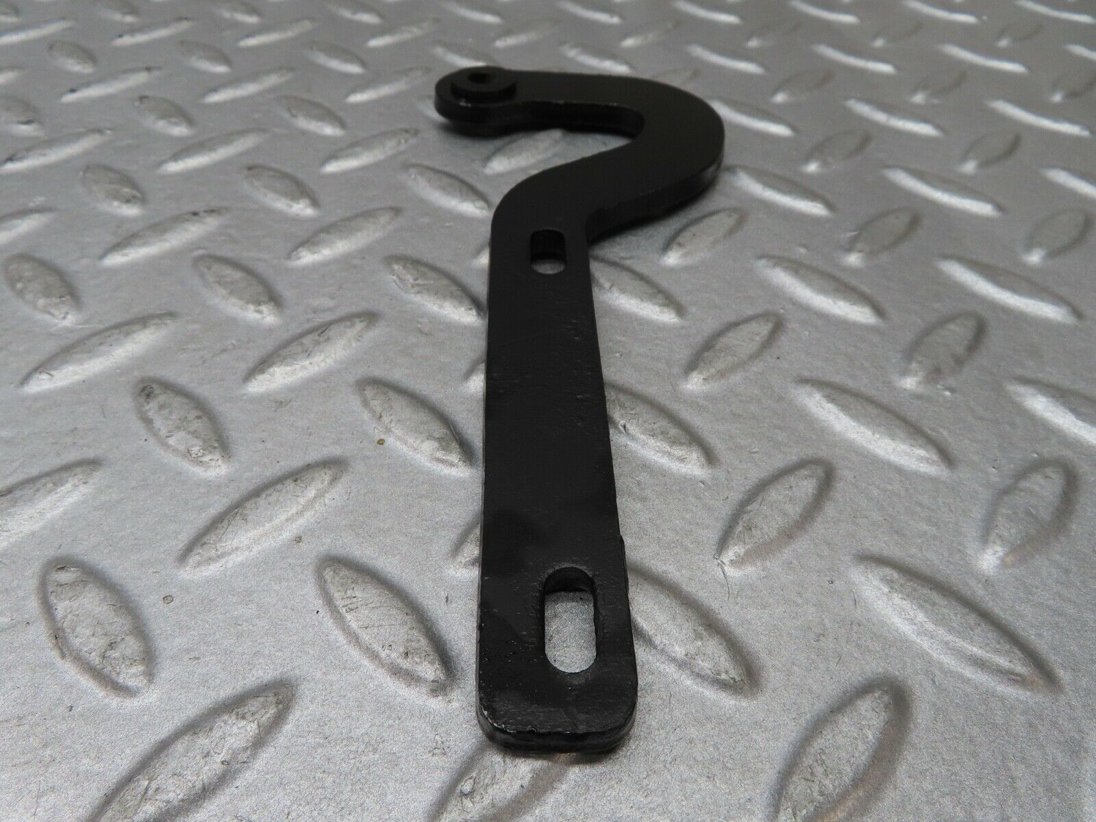 17601 Mercedes-Benz W116 450SEL Bonnet Hinge Support Left Side